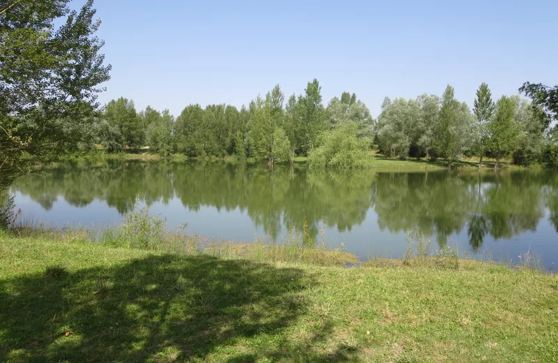 Image décorative de présentation du site : Lac de Jendraux